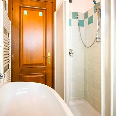 Lago Blu Apartment Gardone Riviera